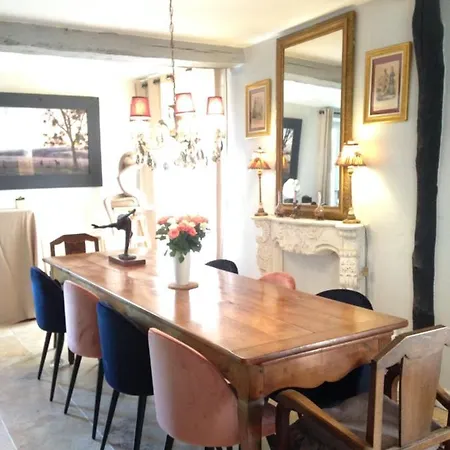 Semesterbostad Val Du Lys *